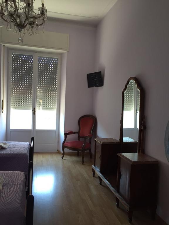 Affittacamere Del Viaggiatore Ancona Ngoại thất bức ảnh